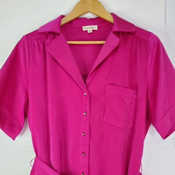 EEsome Fuscia Romper size M short sleeve belt with pockets - Picture 2 of 10